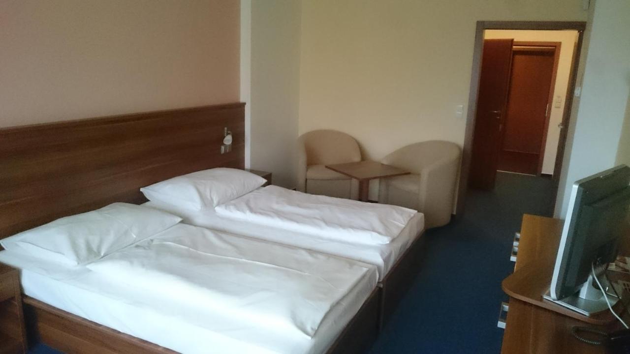 Lipno Wellness - Frymburk Hotel Private Family Room Экстерьер фото